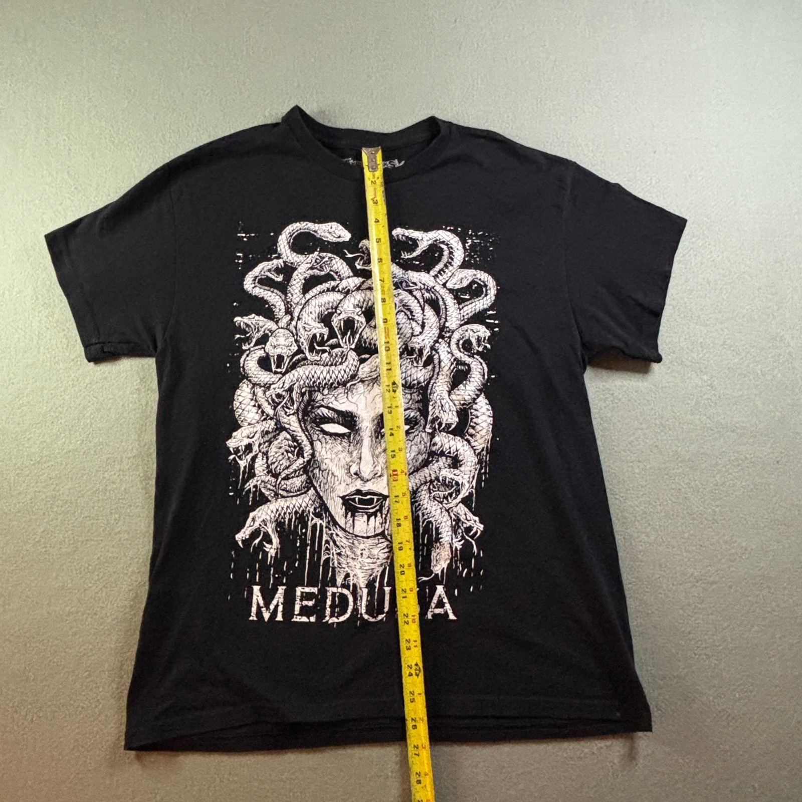 Vampirefreaks Medusa Graphic T Shirt Mens L Black Goth Emo Spencers Tee — image 4 of 7
